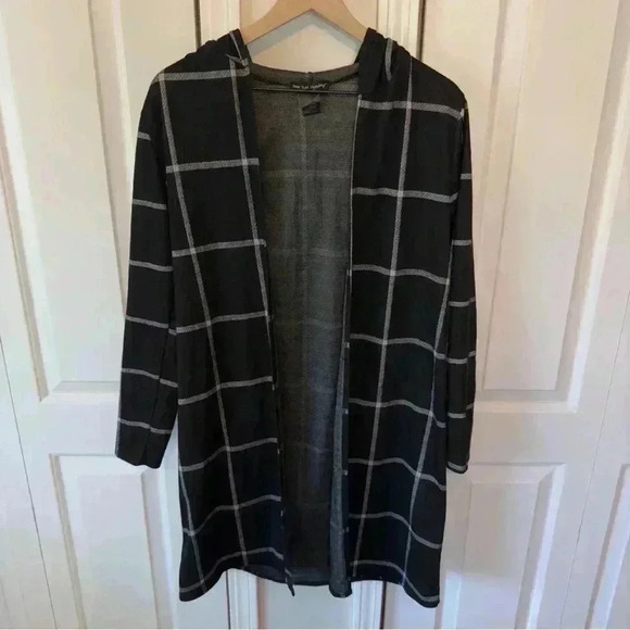 See You Monday Sweaters - See You Monday Women’s Black & White Plaid Hooded Cardigan Size Large